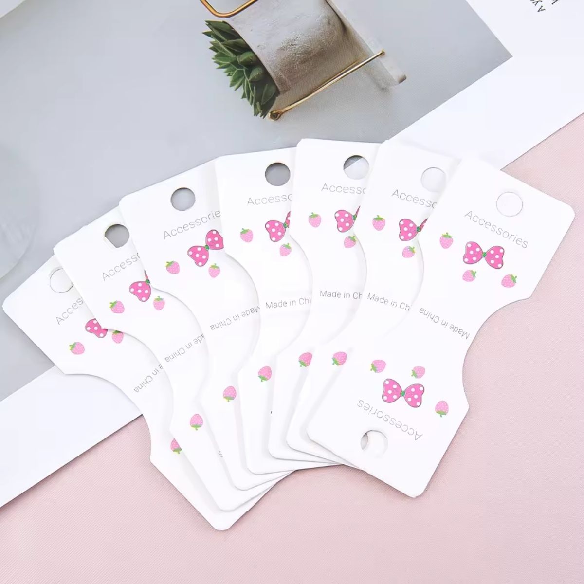 Mastering Glossy Jewelry Tags: Design, Printing & Branding Insights
