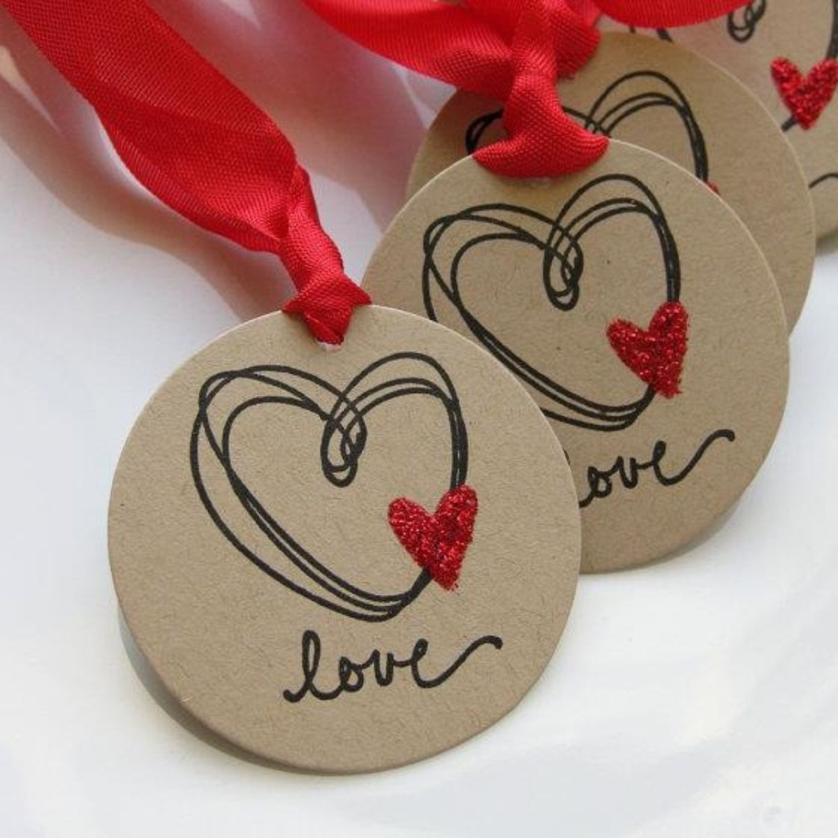 Comprehensive Guide to Custom Printing Tags: Enhance Branding and Creativity