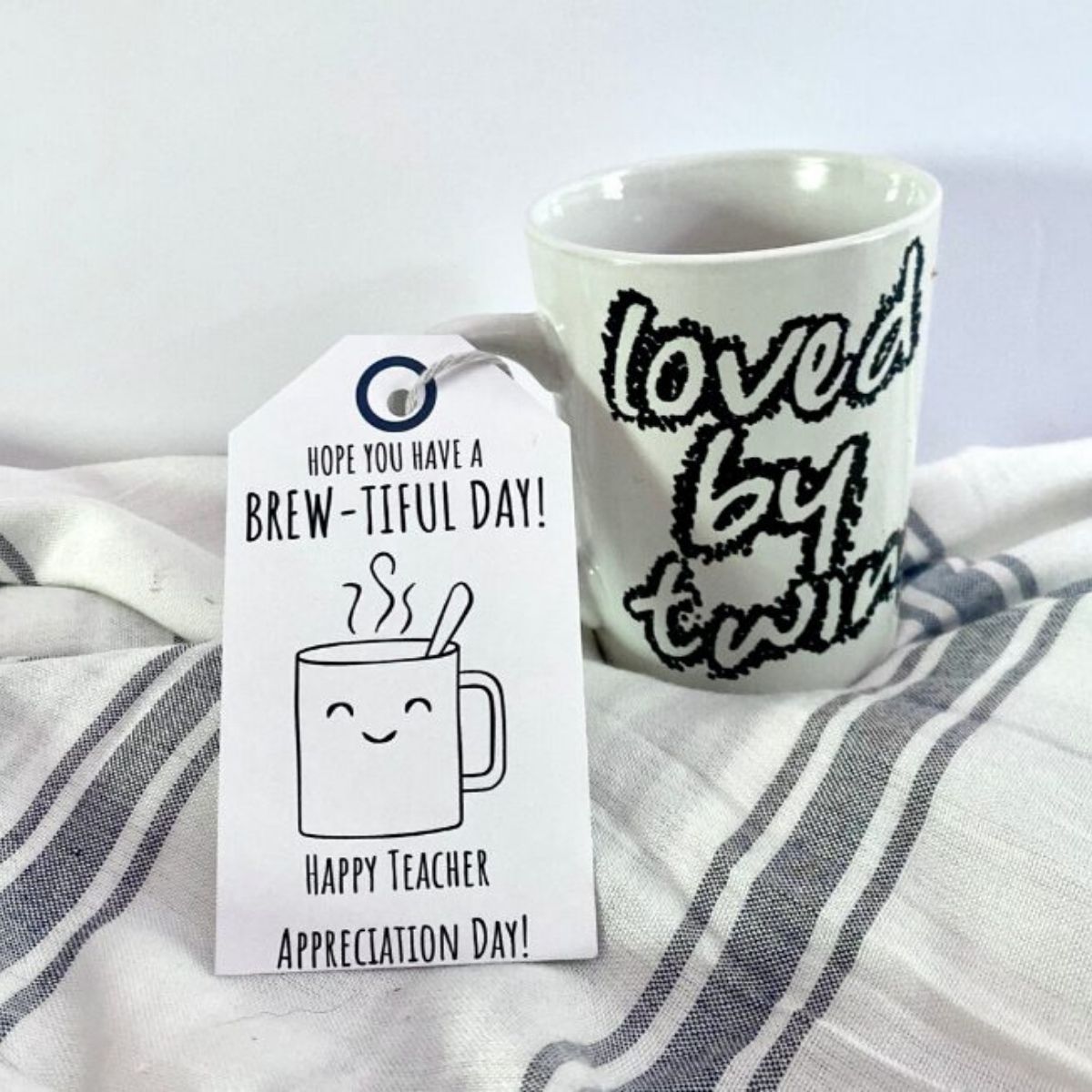 Custom Hang Tags: Elevate Your Branding with Expertly Crafted Solutions