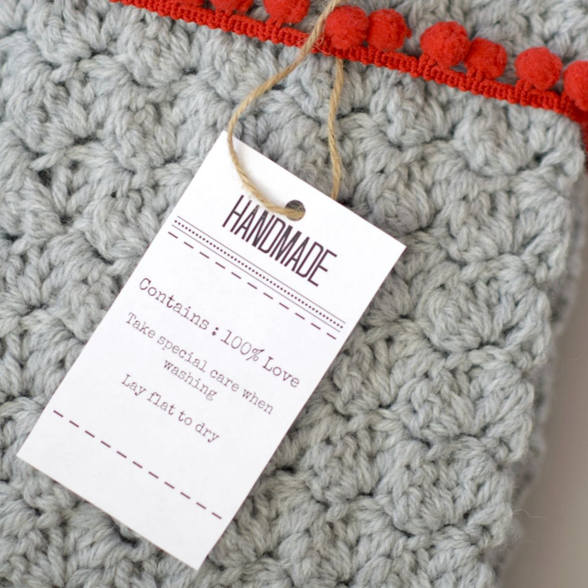 Custom Printed Tags: A Complete Guide for Enhancing Your Brand